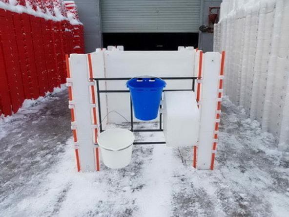 Пластиковые боксы для телят